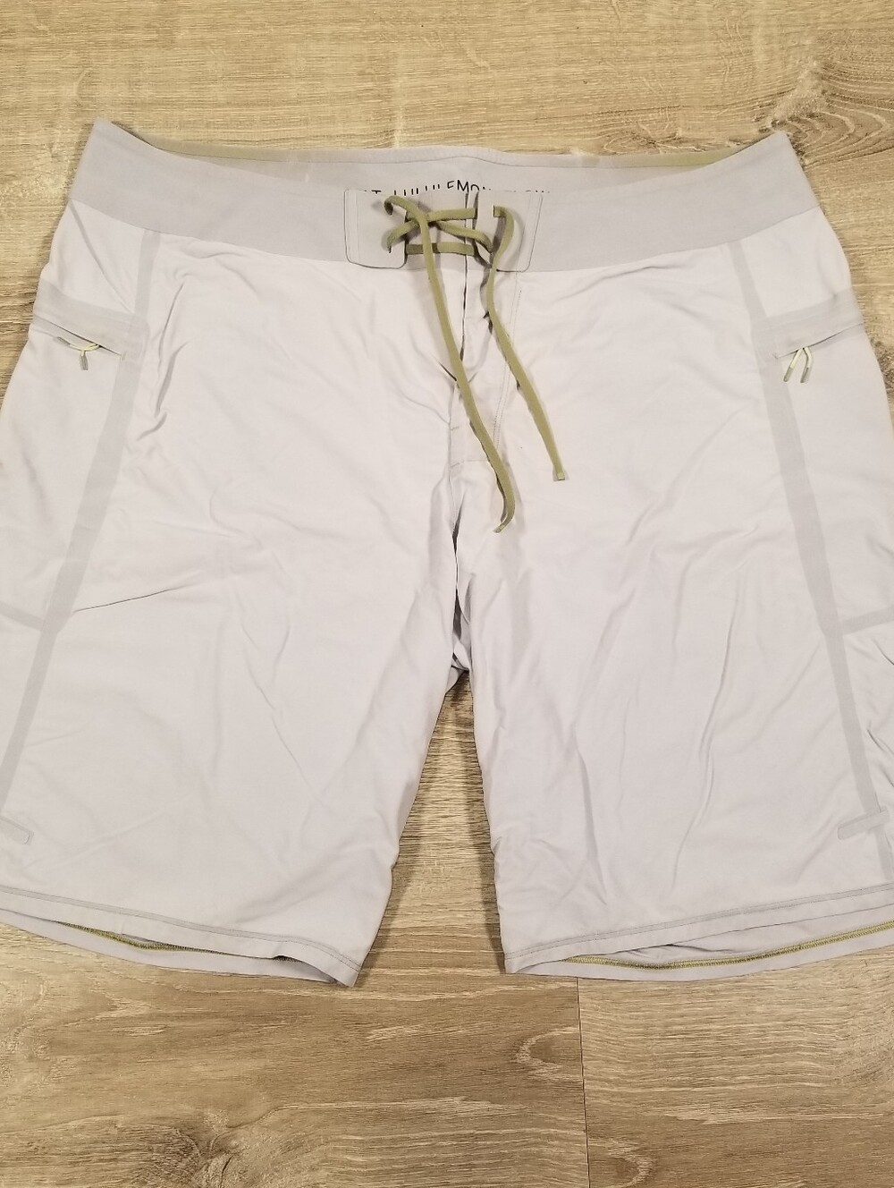 Lululemon Current State Board Shorts Mens 38 Gray Lightweight Swim Beach Outdoor